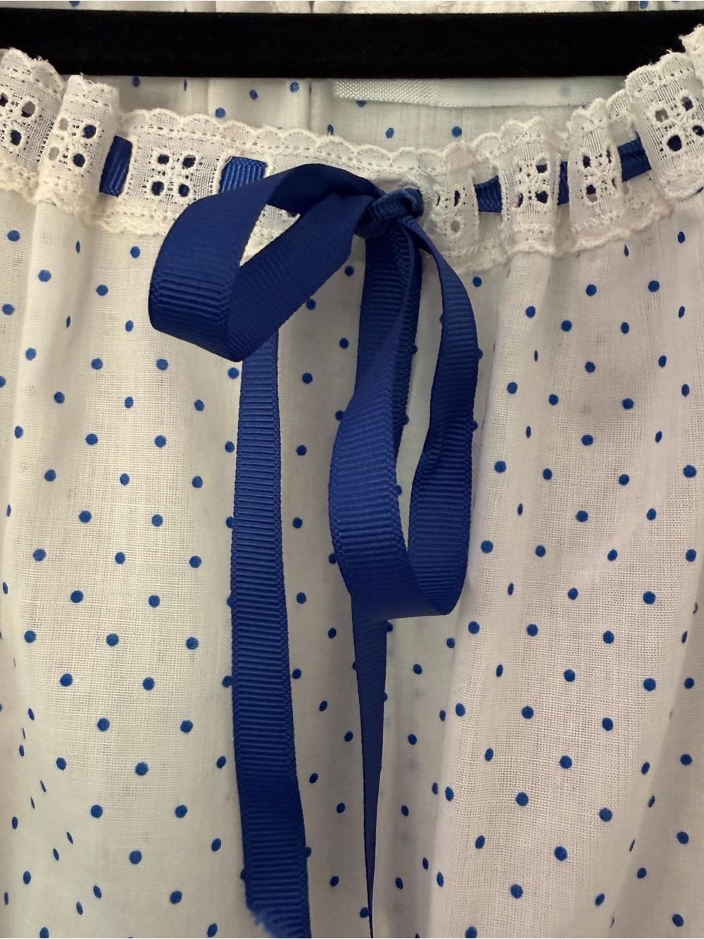 Plus Size Vintage White Polka Dot Tiered Square Dance Dress with Blue Ribbon - Picture 4 of 7
